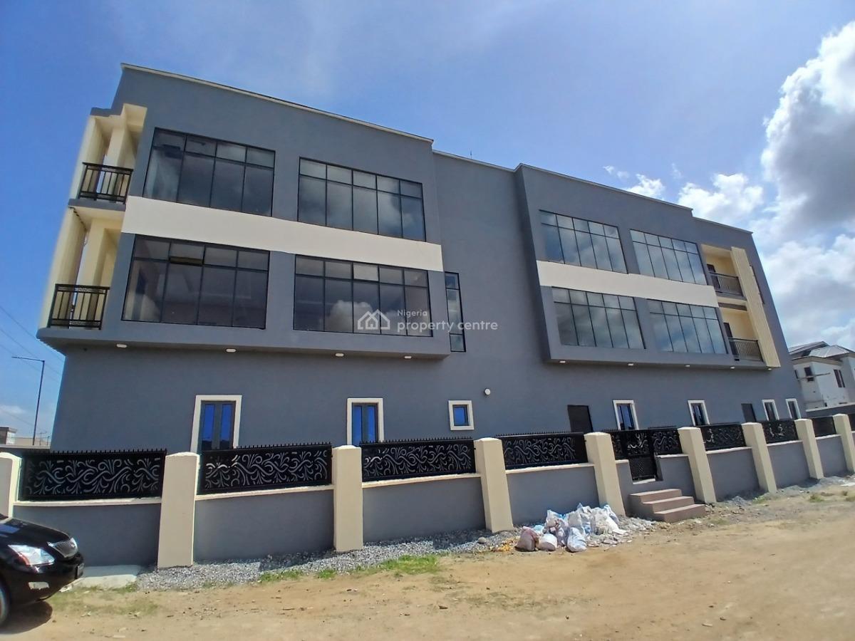 Office Space, Ikorodu, Ikorodu, Lagos, Shop for Rent