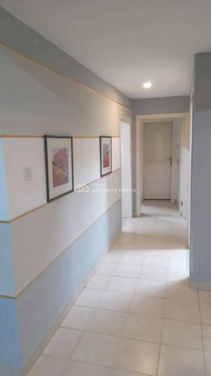 2 Bedrooms Luxury Flat with 1 Bq, Ikoyi, Lagos, Flat / Apartment for Sale