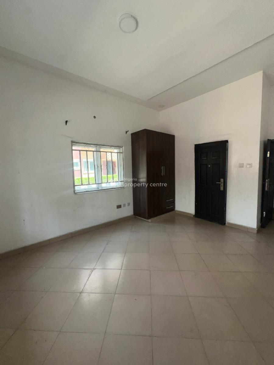 Serviced 3 Bedroom Apartment, Eleganza Garden, Ikota, Ikota, Lekki, Lagos, Flat / Apartment for Rent
