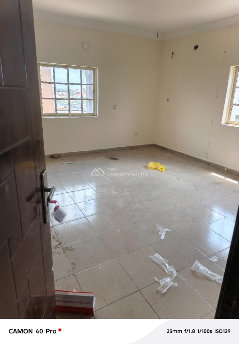 Specious 3 Bed Room Apartment, Ikate, Lekki, Lagos, Flat / Apartment for Rent