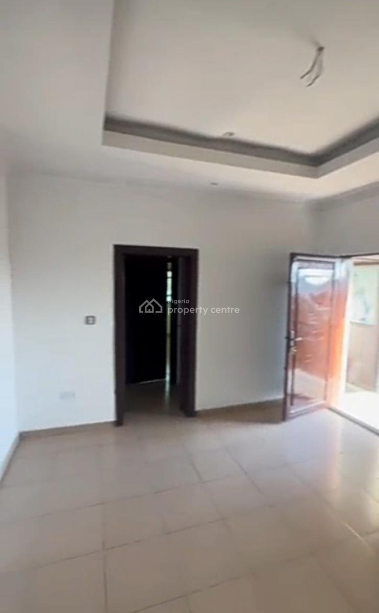 Spacious 2 Bedroom Upstairs Apartment at Badore { Video}, Badore, Ajah, Lagos, Flat / Apartment for Rent