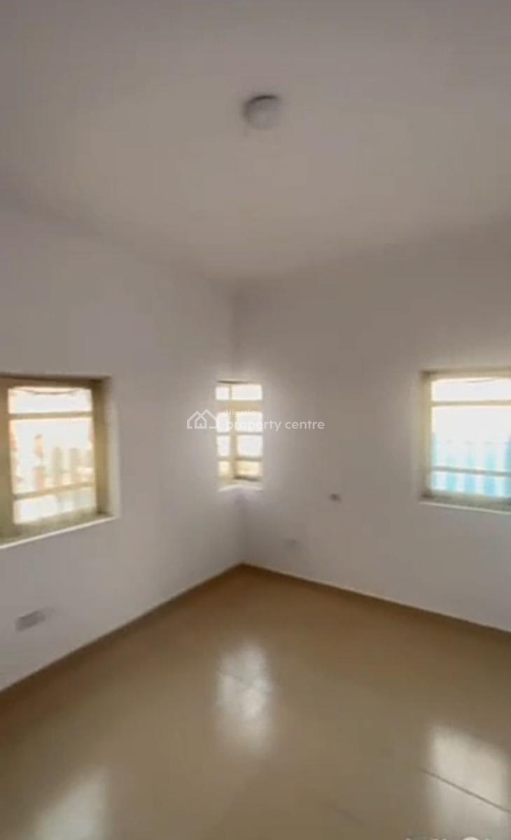 Spacious 2 Bedroom Upstairs Apartment at Badore { Video}, Badore, Ajah, Lagos, Flat / Apartment for Rent