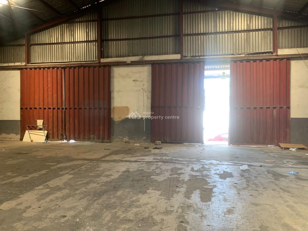 2750sqm Warehouse, Asawani Oshodi Apapa Express Way, Isolo, Lagos, Warehouse for Rent