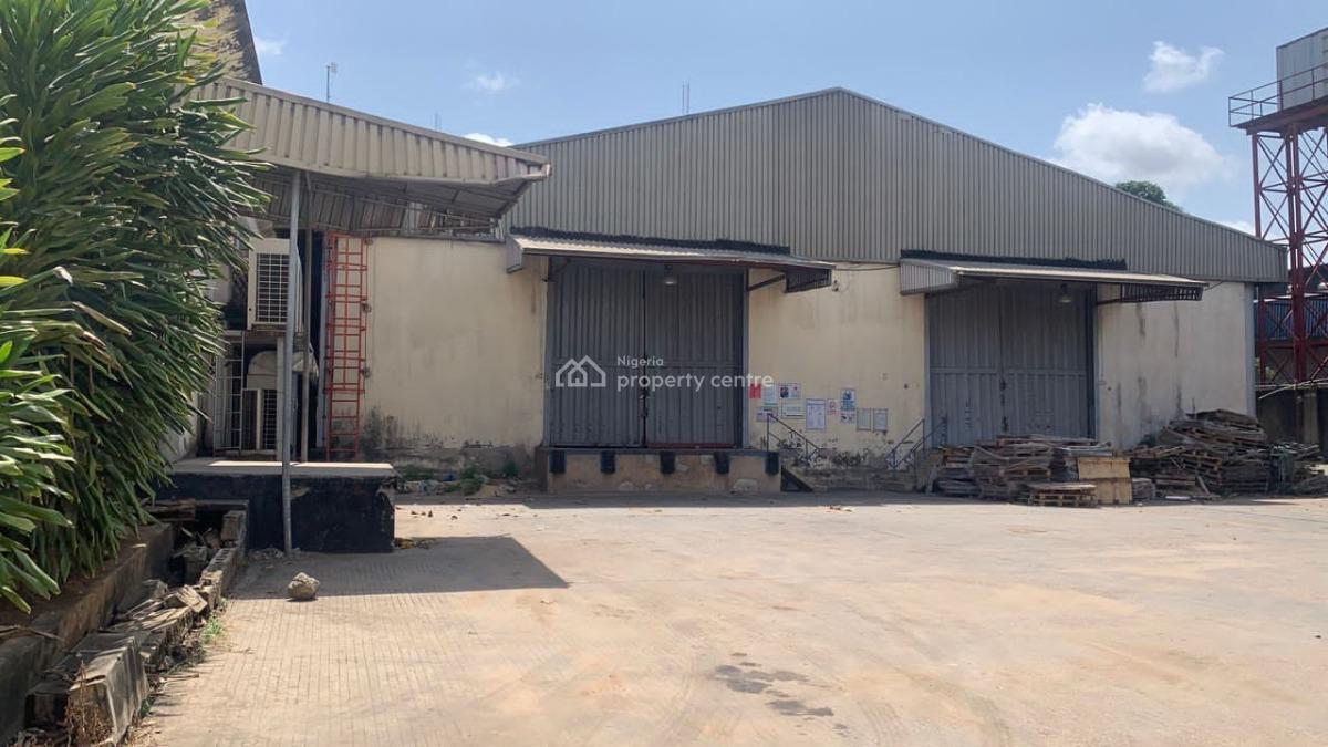 2750sqm Warehouse, Asawani Oshodi Apapa Express Way, Isolo, Lagos, Warehouse for Rent