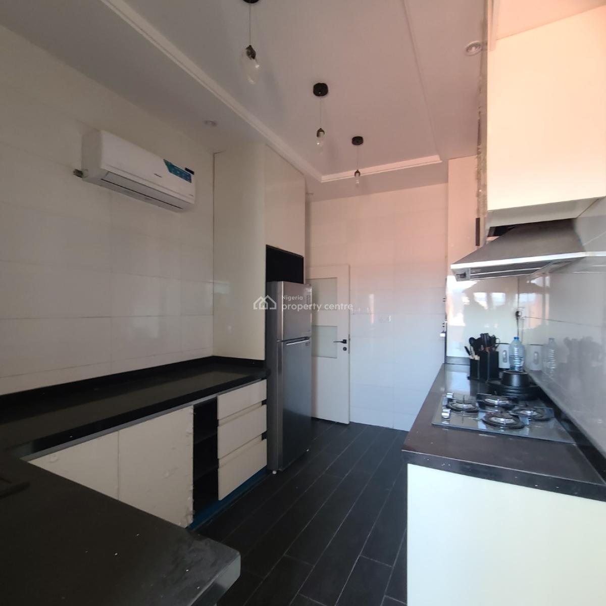Excellent 3 Bedroom Apartment with a Pool and Bq, Lekki Phase 1, Lekki, Lagos, Flat / Apartment for Sale