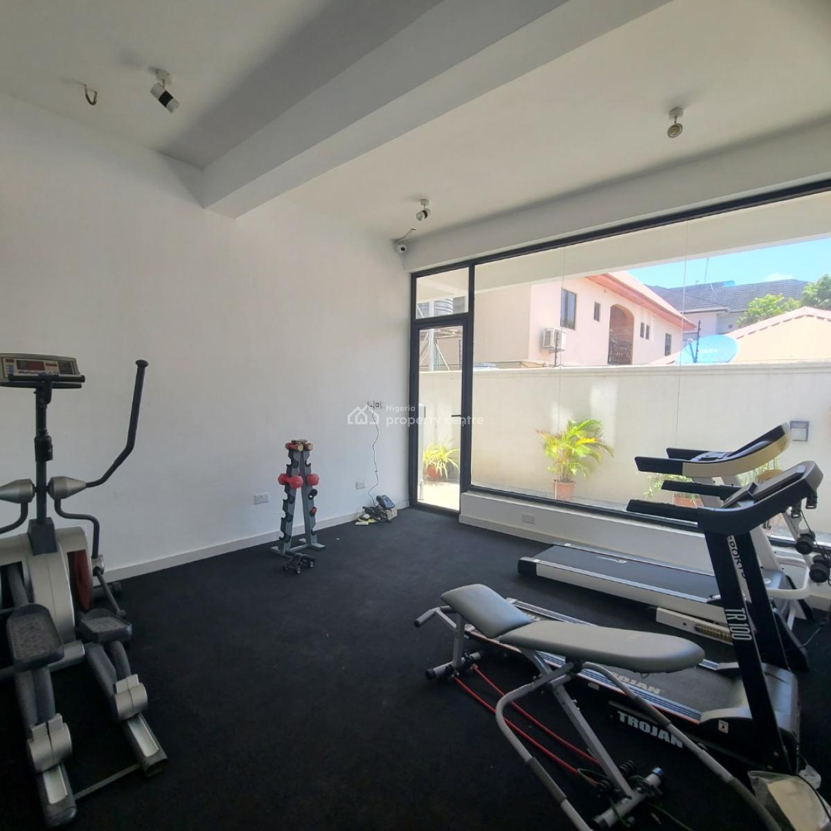 Excellent 3 Bedroom Apartment with a Pool and Bq, Lekki Phase 1, Lekki, Lagos, Flat / Apartment for Sale