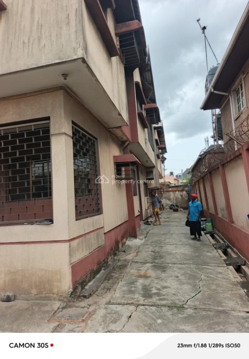 Decent 2 Wings Semi Detached House, Off Twins Obasa Street, Soluyi, Gbagada, Lagos, Detached Duplex for Sale