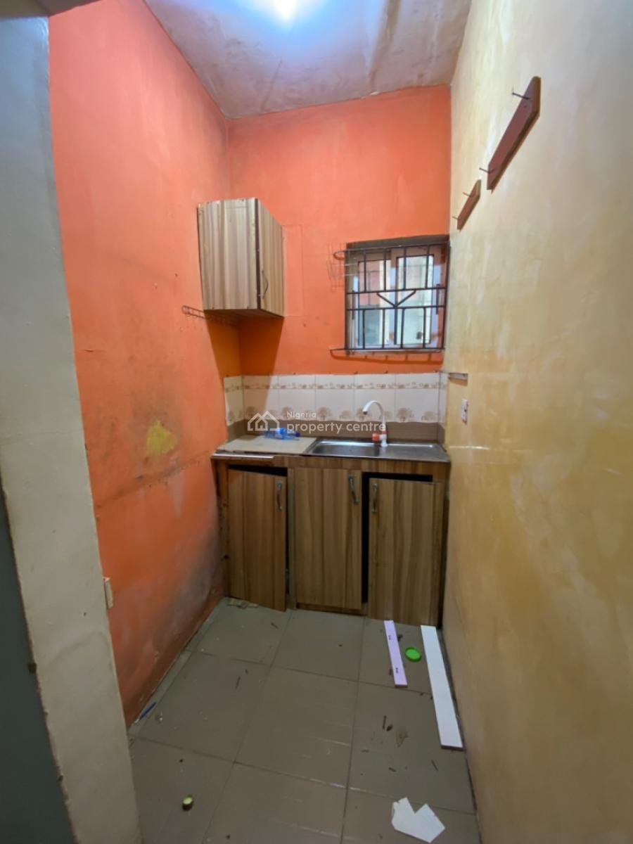 Nice Studio Apartment, Pedro, Gbagada, Lagos, Self Contain (single Rooms) for Rent