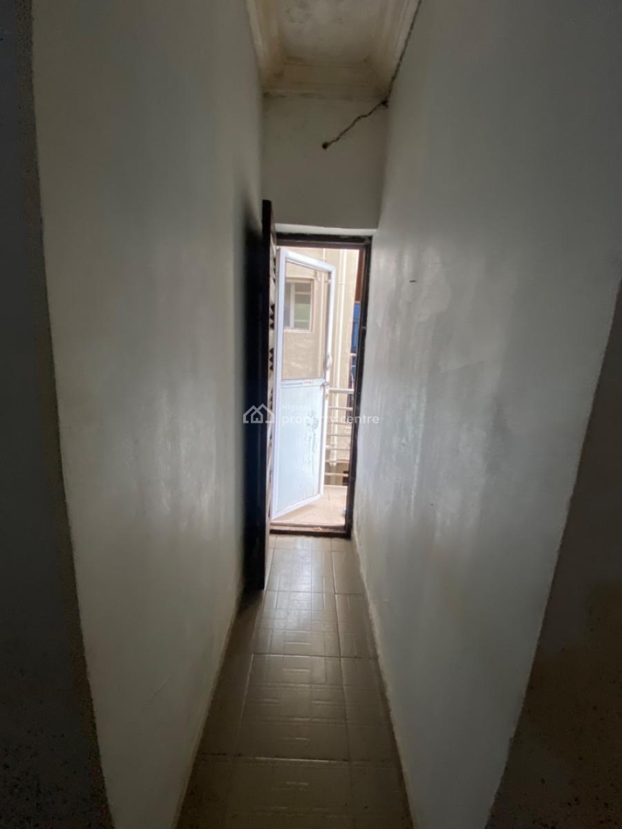 Nice Studio Apartment, Pedro, Gbagada, Lagos, Self Contain (single Rooms) for Rent