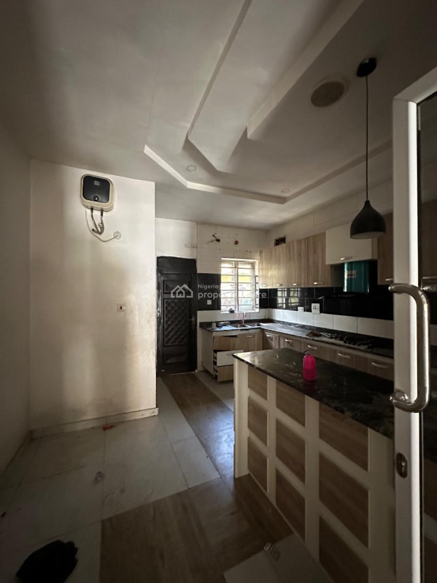 Luxury 4 Bedroom Terrace, Peace Estate, Sangotedo, Ajah, Lagos, Terraced Duplex for Rent