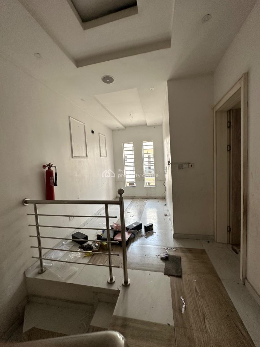 Luxury 4 Bedroom Terrace, Peace Estate, Sangotedo, Ajah, Lagos, Terraced Duplex for Rent