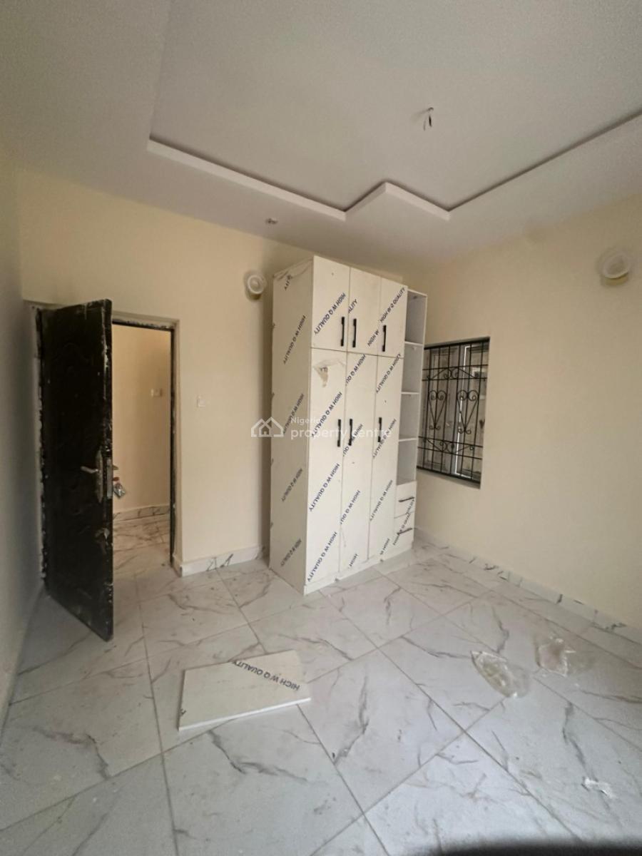 Luxurious 1 Bedroom Block of Flats, By Nnpc Ochacho, Life Camp, Abuja, Flat / Apartment for Rent