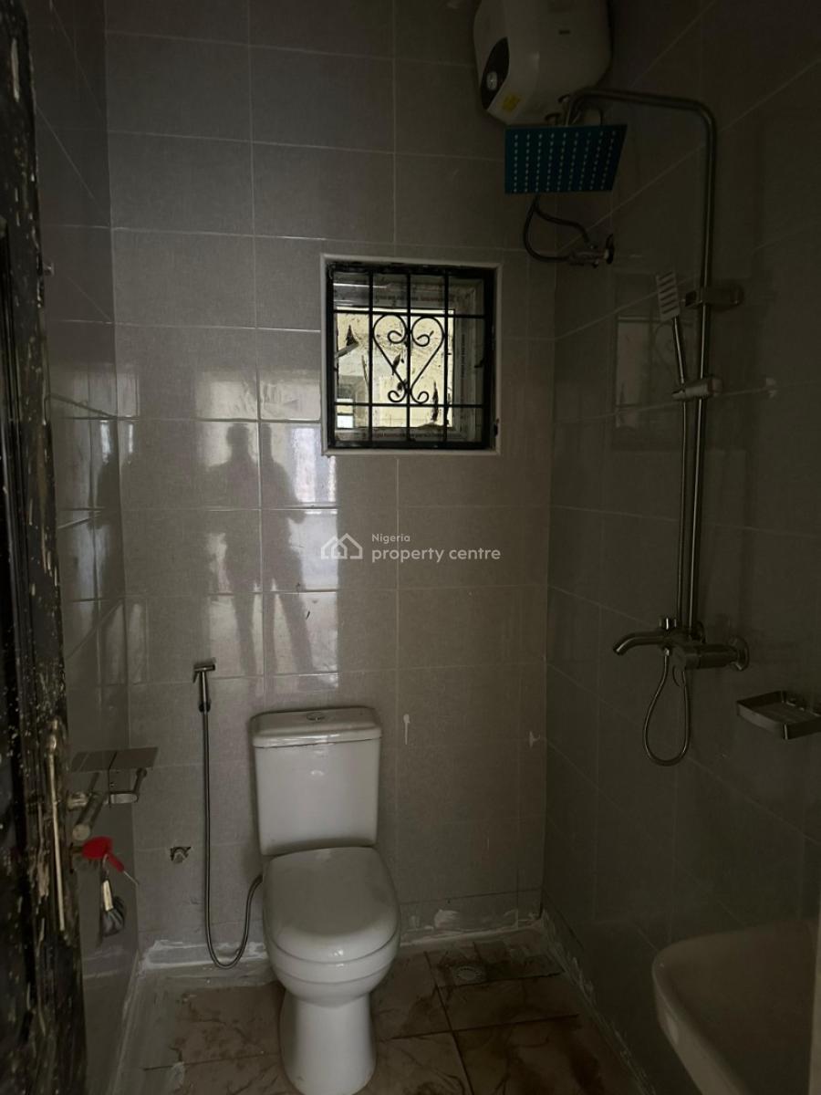 Luxurious 1 Bedroom Block of Flats, By Nnpc Ochacho, Life Camp, Abuja, Flat / Apartment for Rent