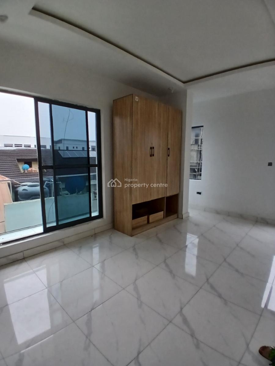 Brand New and Serviced with 24/7 Power Supply 2 Bedroom En-suite Flat, Ikate, Lekki, Lagos, Flat / Apartment for Sale