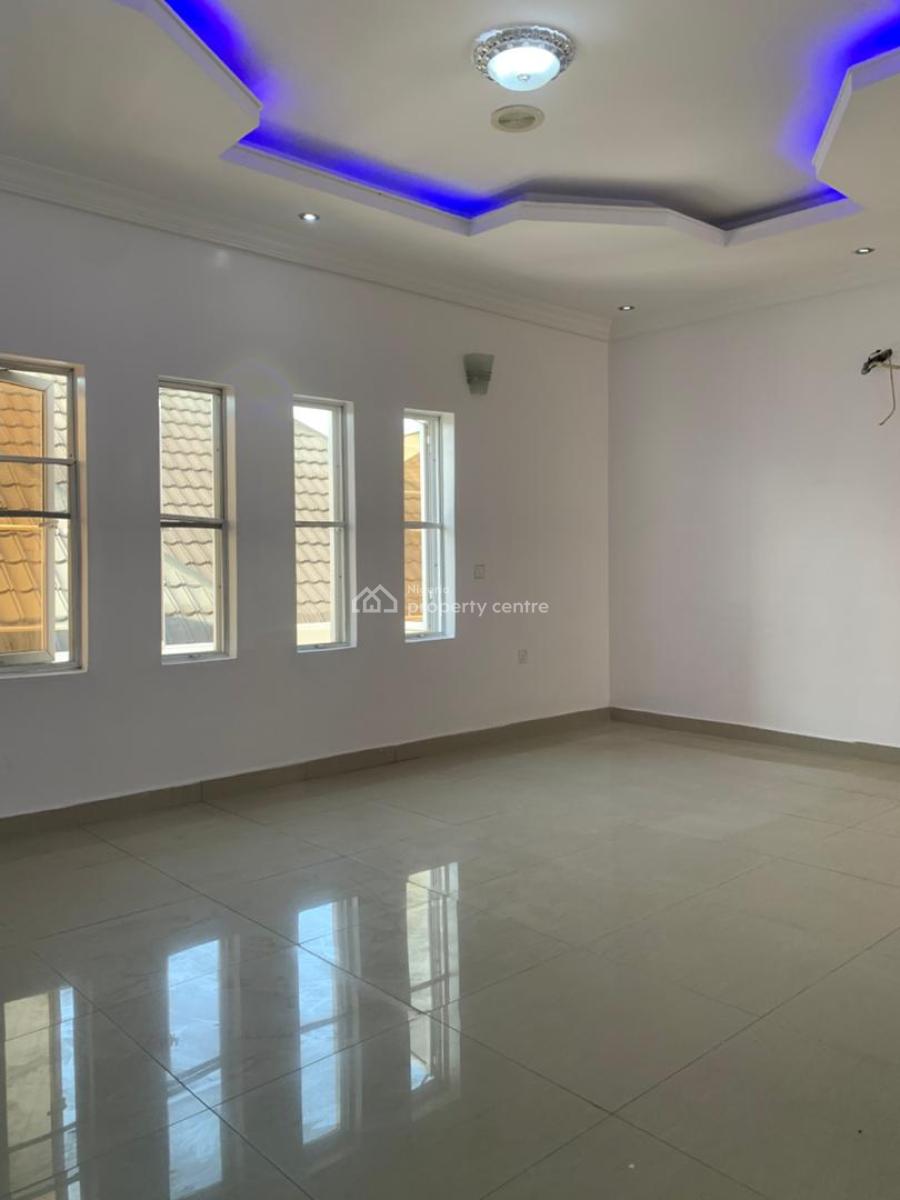 4 Bedroom Semi Detached, Oral Estate Ikota, Ikota, Lekki, Lagos, Semi-detached Duplex for Rent