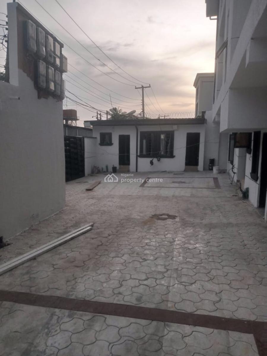 Very Nice Luxury 6nos 3bedroom Flat at Ajao Estate, Off International Airport Road  Ajao Estate Isolo, Isolo, Lagos, Flat / Apartment for Sale
