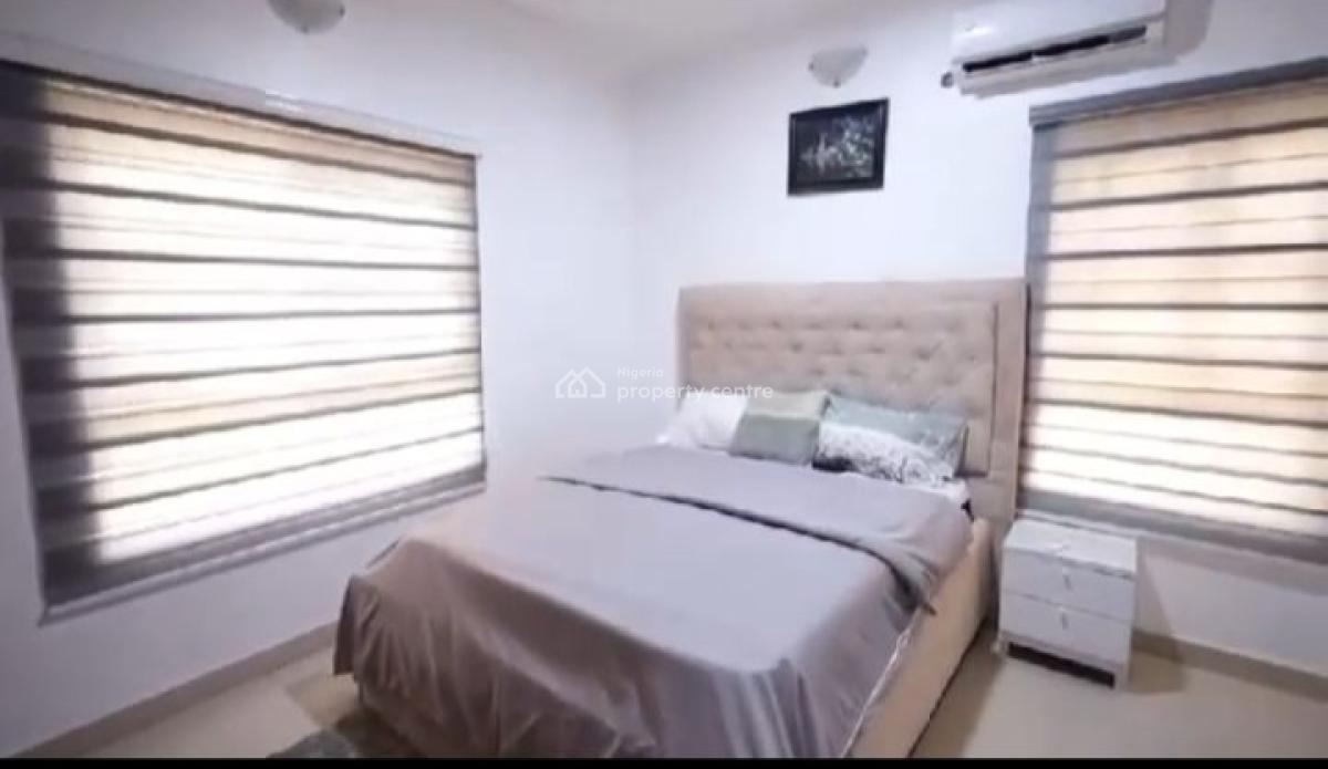 Fully Serviced & Furnished 3 Bedroom Apartment, Milverton Estate, Osapa, Lekki, Lagos, Flat / Apartment for Rent
