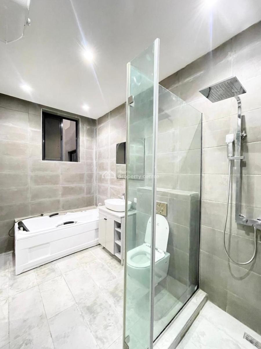 Luxury 3 Bedroom Apartment with Governors Consent, Off Admiralty Way, Lekki Phase 1, Lekki, Lagos, Flat / Apartment for Sale