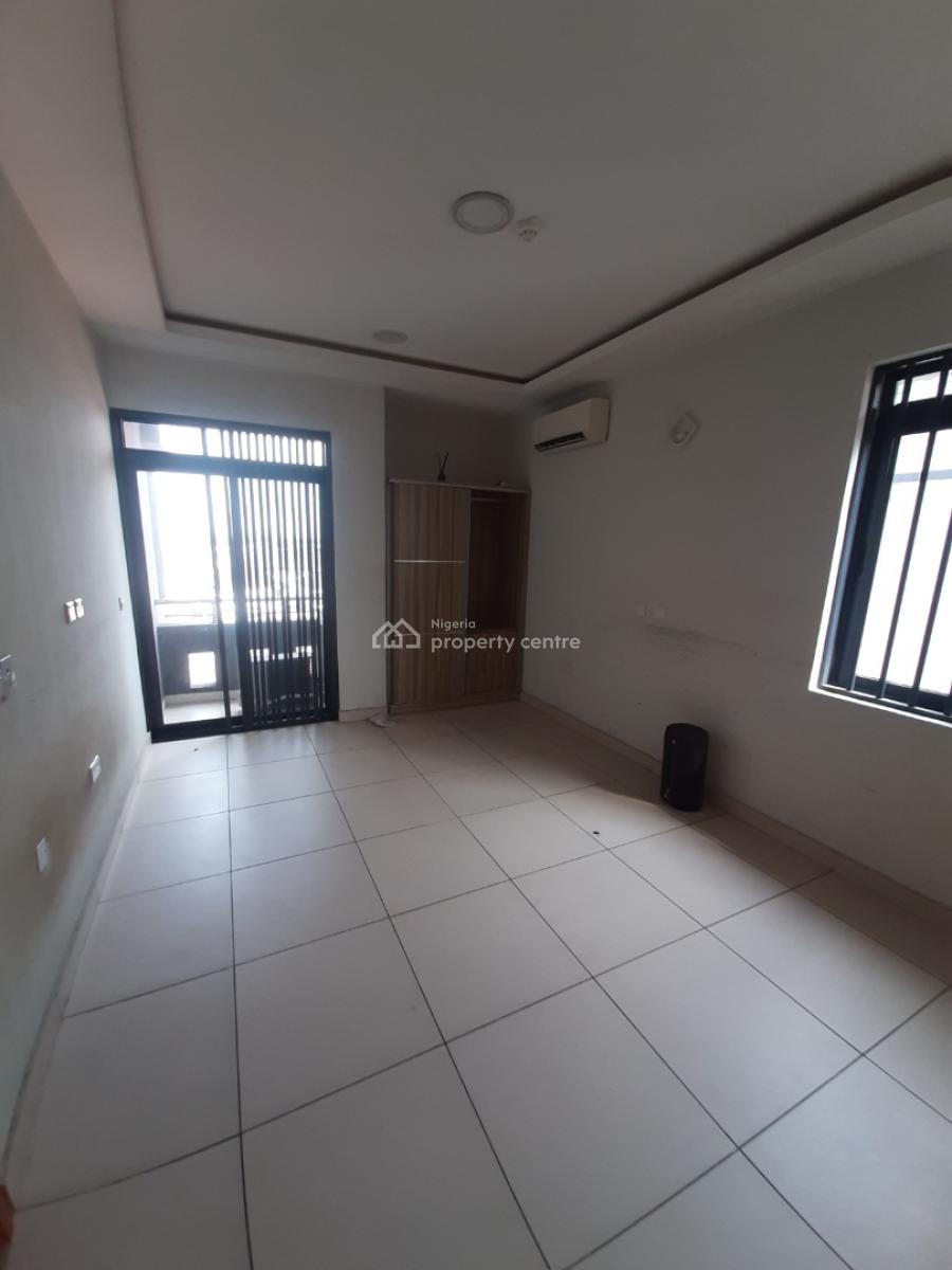 3 Bedroom Flat, Lekki Phase 1, Lekki, Lagos, Flat / Apartment for Rent