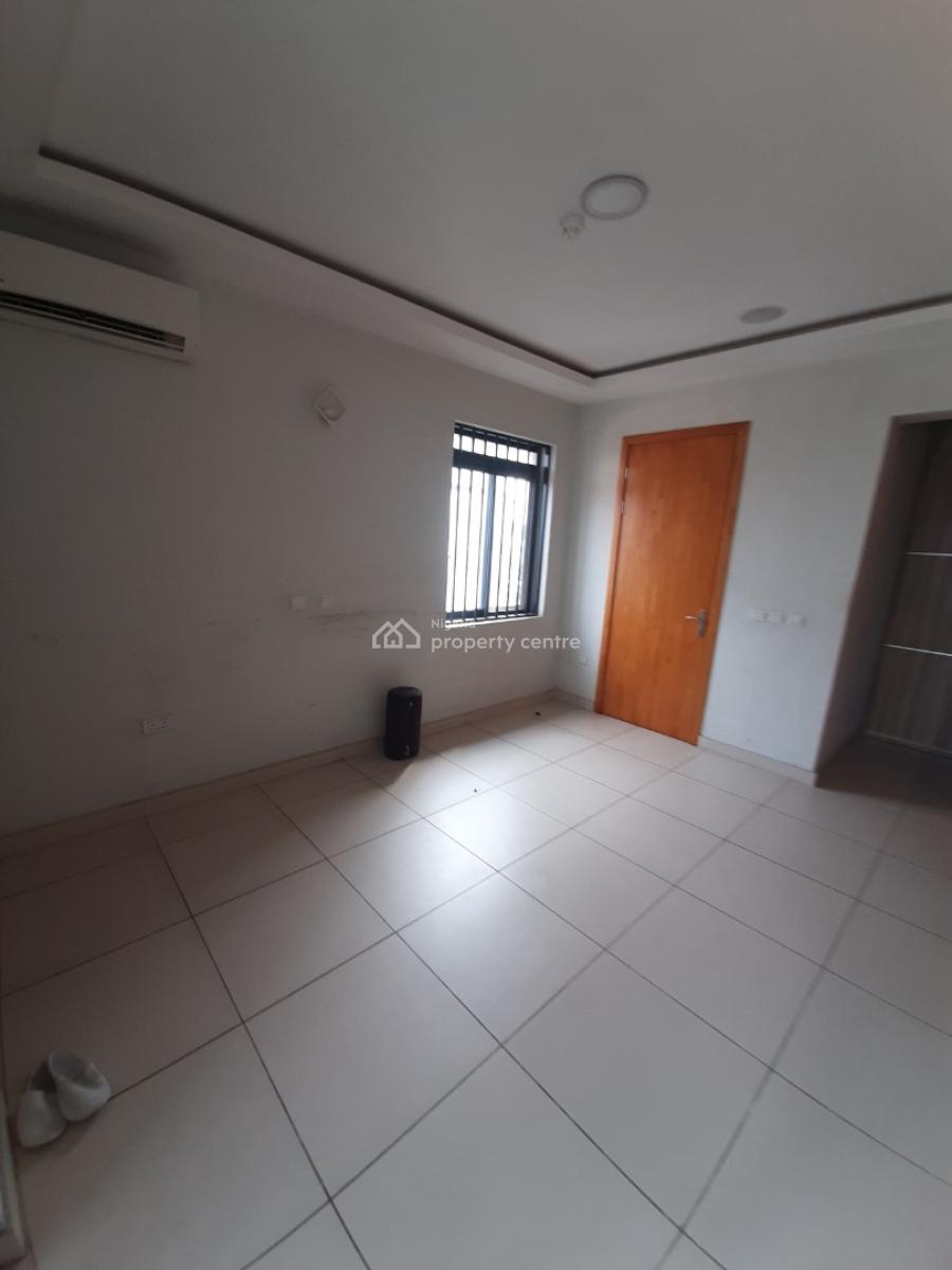 3 Bedroom Flat, Lekki Phase 1, Lekki, Lagos, Flat / Apartment for Rent