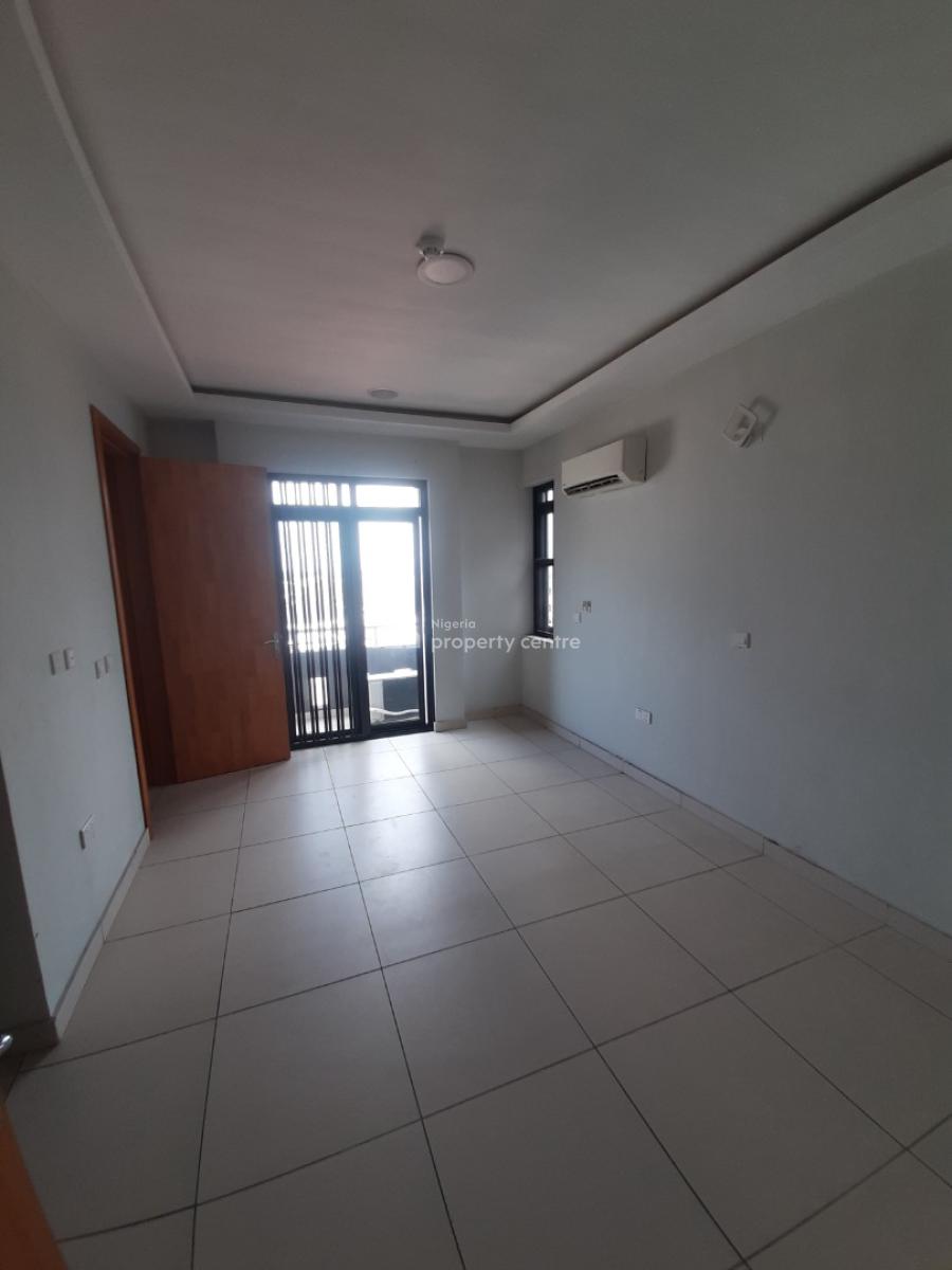 3 Bedroom Flat, Lekki Phase 1, Lekki, Lagos, Flat / Apartment for Rent