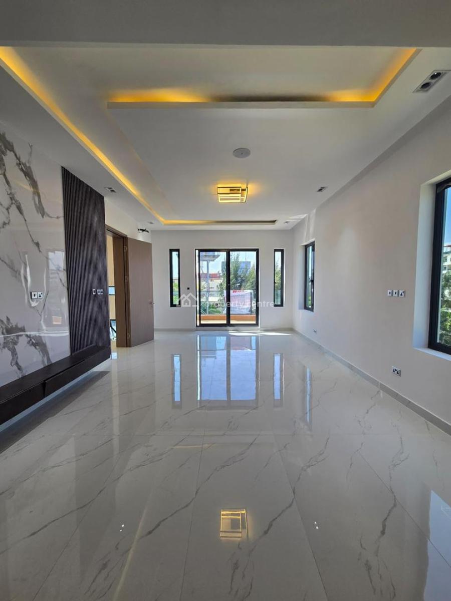 Luxury 5 Bedroom Terrace Duplex in Lekki Phase 1 with Rooftop Terrace, Lekki Phase 1, Lekki, Lagos, Terraced Duplex for Sale