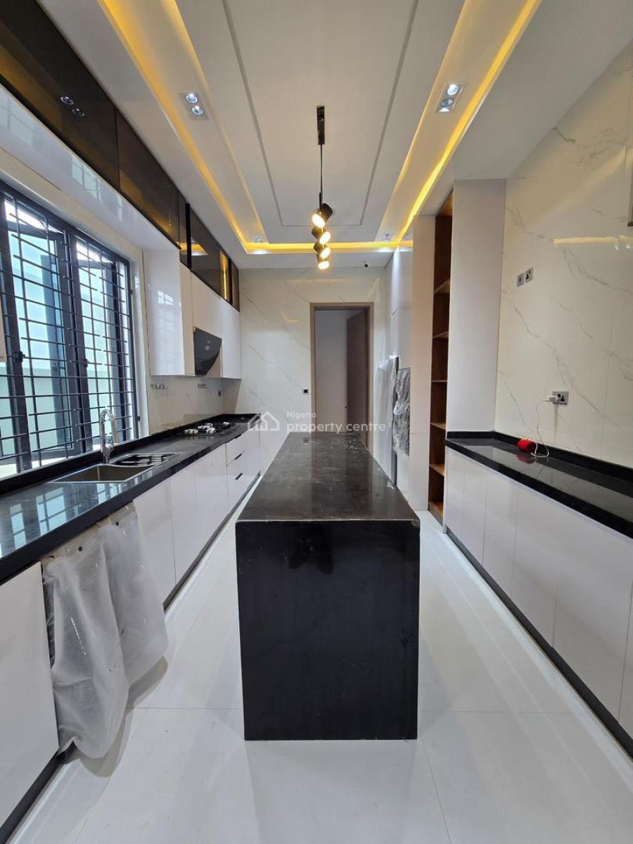 Luxury 5 Bedroom Terrace Duplex in Lekki Phase 1 with Rooftop Terrace, Lekki Phase 1, Lekki, Lagos, Terraced Duplex for Sale