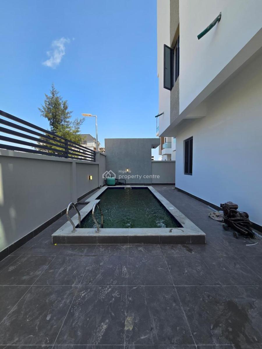 Luxury 5 Bedroom Terrace Duplex in Lekki Phase 1 with Rooftop Terrace, Lekki Phase 1, Lekki, Lagos, Terraced Duplex for Sale