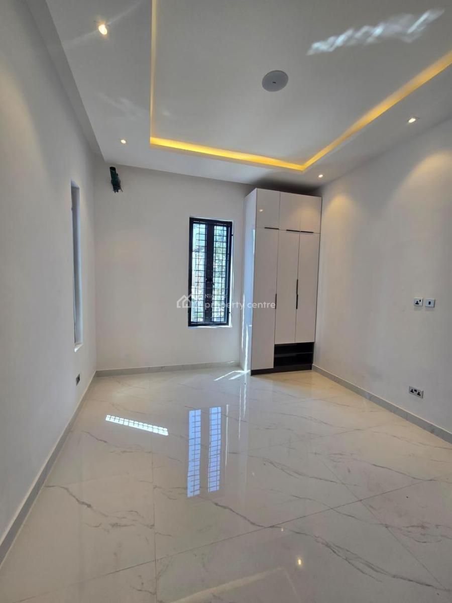 Luxury 5 Bedroom Terrace Duplex in Lekki Phase 1 with Rooftop Terrace, Lekki Phase 1, Lekki, Lagos, Terraced Duplex for Sale