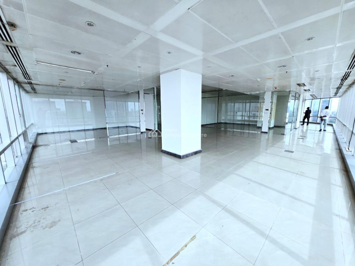 Landmark 15-floor Hotel in Ikoyis, Ikoyi, Lagos, Office Space for Sale