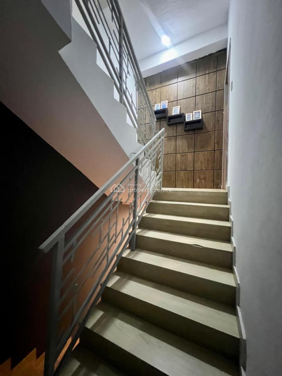 a Luxurious 2bedroom Apartment with Excellent Facilities, Orchid Road, Lekki, Lagos, Flat / Apartment Short Let