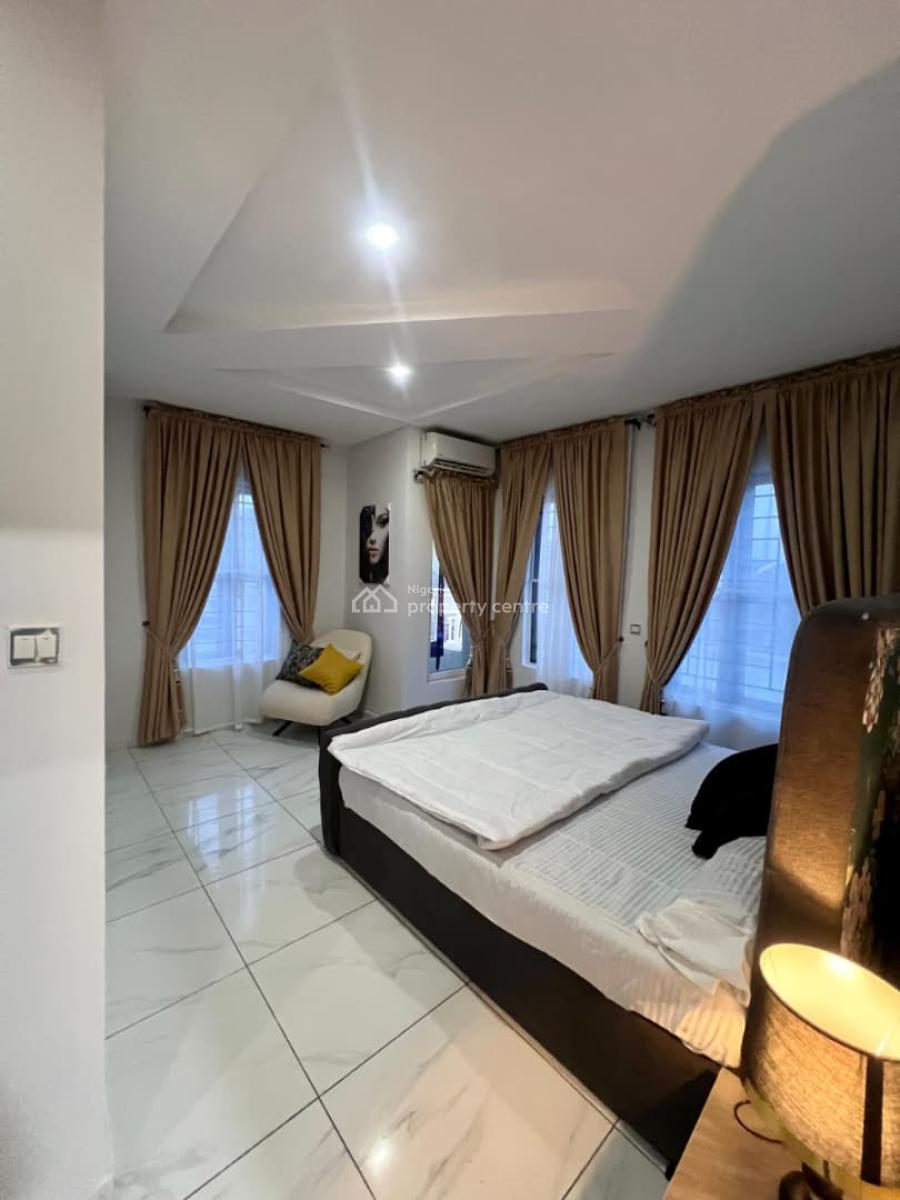 a Luxury 1 Bedroom Apartment with Excellent Facilities, Oral Estate, Lekki, Lagos, Mini Flat (room and Parlour) Short Let