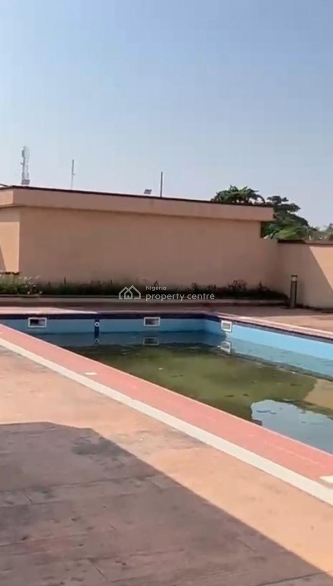Land Measuring 2,000sqm with Old Structure, Directly Facing Ahmadu Bello Way, Victoria Island (vi), Lagos, Mixed-use Land for Sale