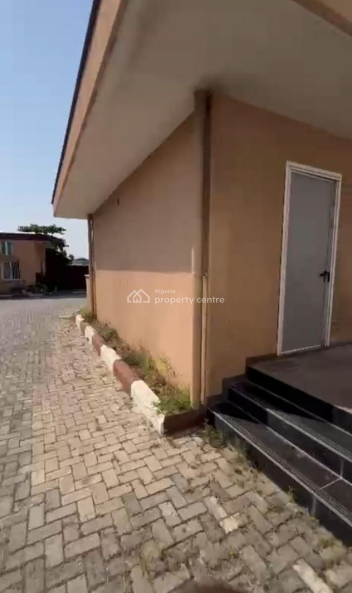 Land Measuring 2,000sqm with Old Structure, Directly Facing Ahmadu Bello Way, Victoria Island (vi), Lagos, Mixed-use Land for Sale