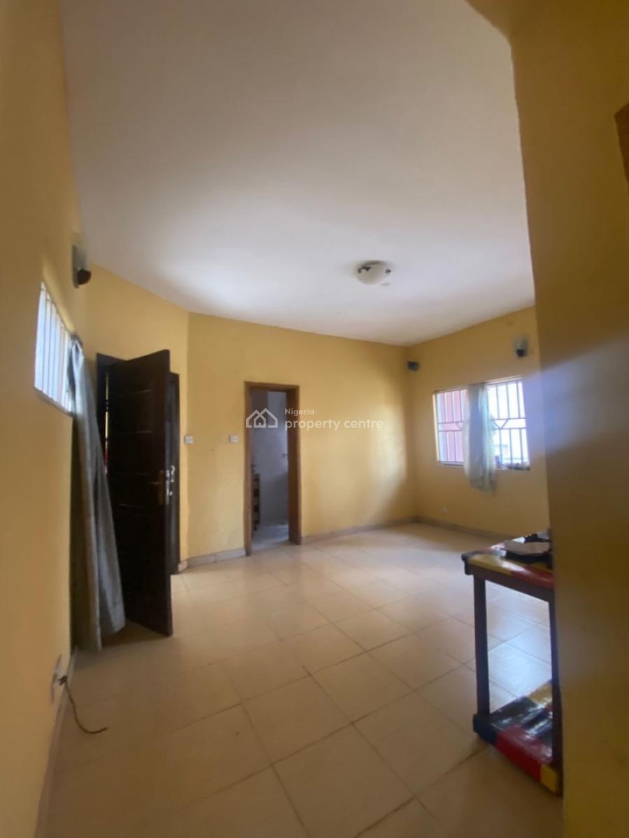 Sharp Mini Flat Upstairs, Sangotedo, Ajah, Lagos, Mini Flat (room and Parlour) for Rent