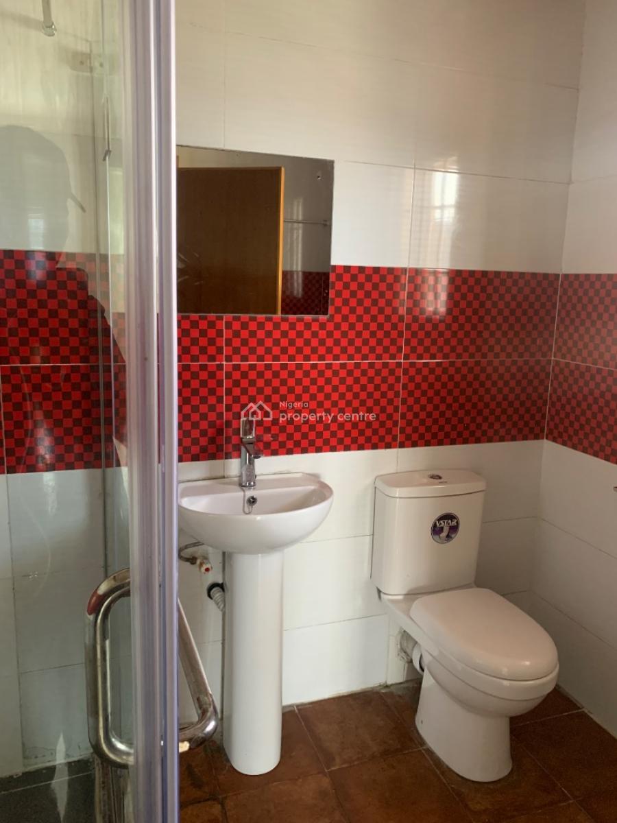 Luxurious 3 Bedroom Penthouse Apartment with Massive Kitchen, Lekki Phase 1, Lekki, Lagos, Flat / Apartment for Rent