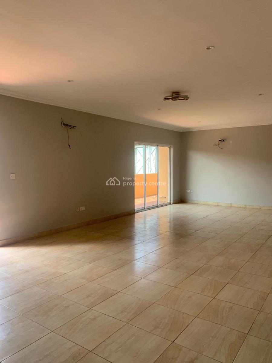 Luxurious 3 Bedroom Penthouse Apartment with Massive Kitchen, Lekki Phase 1, Lekki, Lagos, Flat / Apartment for Rent