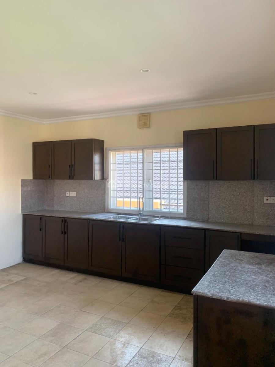 Luxurious 3 Bedroom Penthouse Apartment with Massive Kitchen, Lekki Phase 1, Lekki, Lagos, Flat / Apartment for Rent