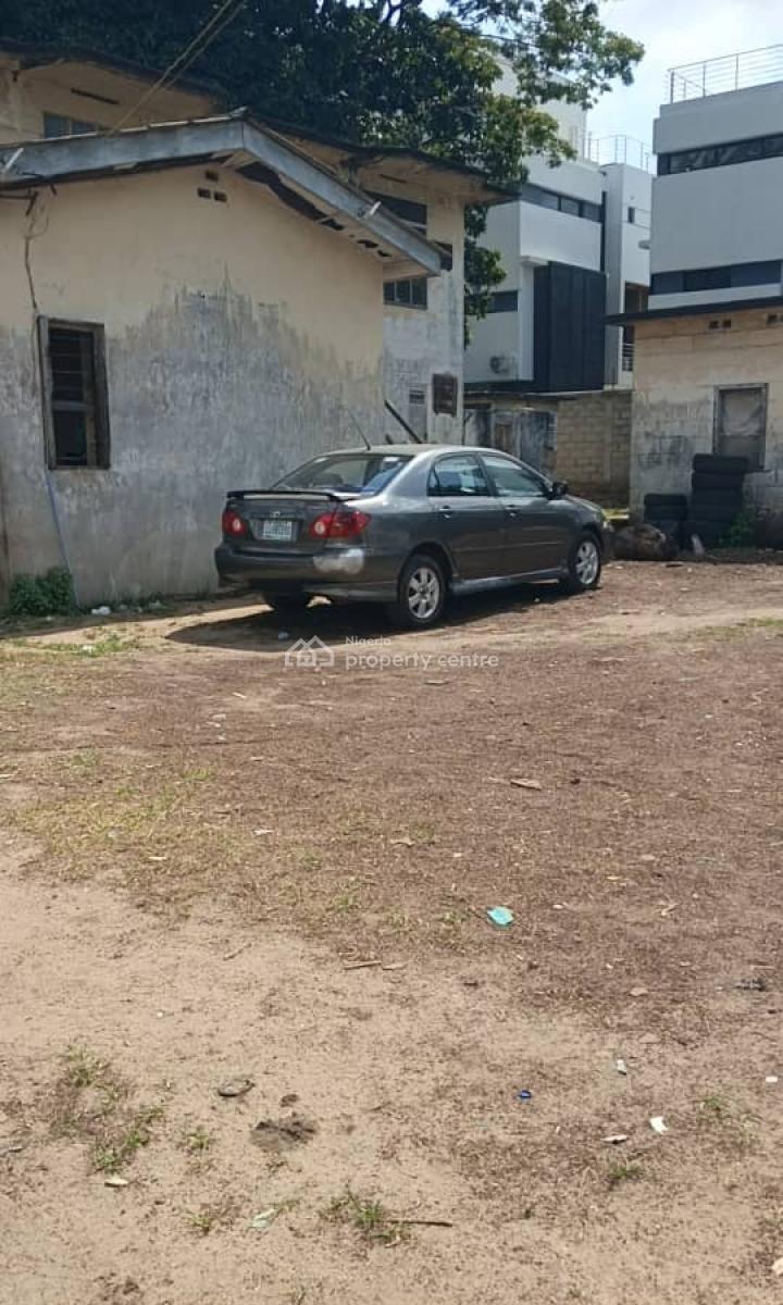 Expanse of Land Measuring 8000sqm, Parkview, Ikoyi, Lagos, Residential Land for Sale