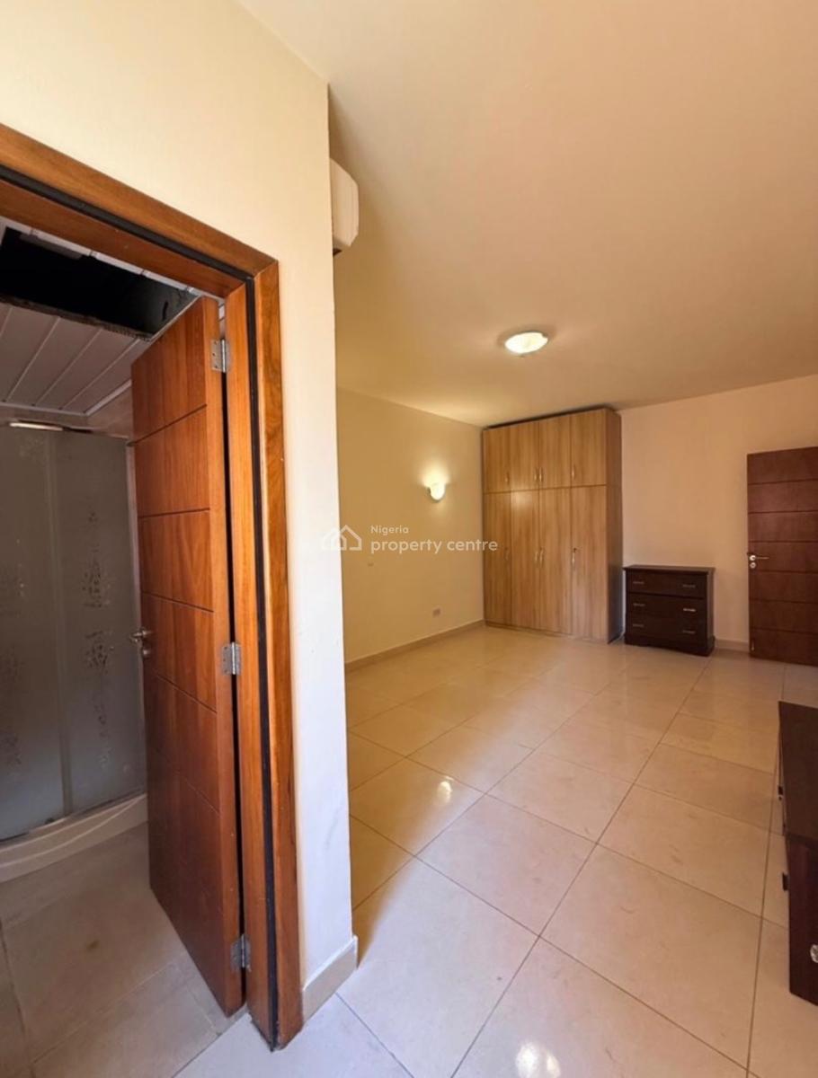 3 Bedrooms Apartment with a Bq Available in Banana Palace Ikoyi, Banana Island, Ikoyi, Lagos, Flat / Apartment for Rent