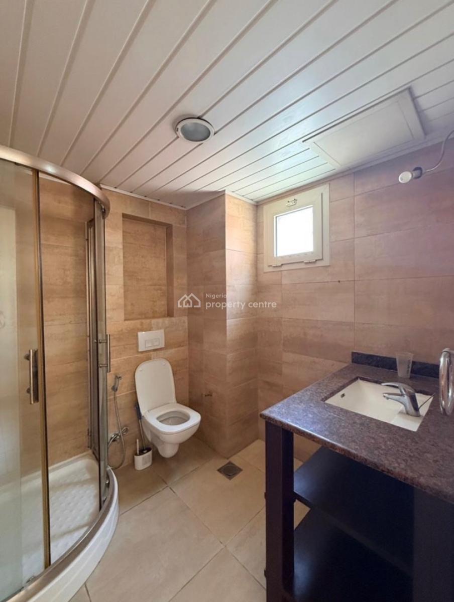 3 Bedrooms Apartment with a Bq Available in Banana Palace Ikoyi, Banana Island, Ikoyi, Lagos, Flat / Apartment for Rent