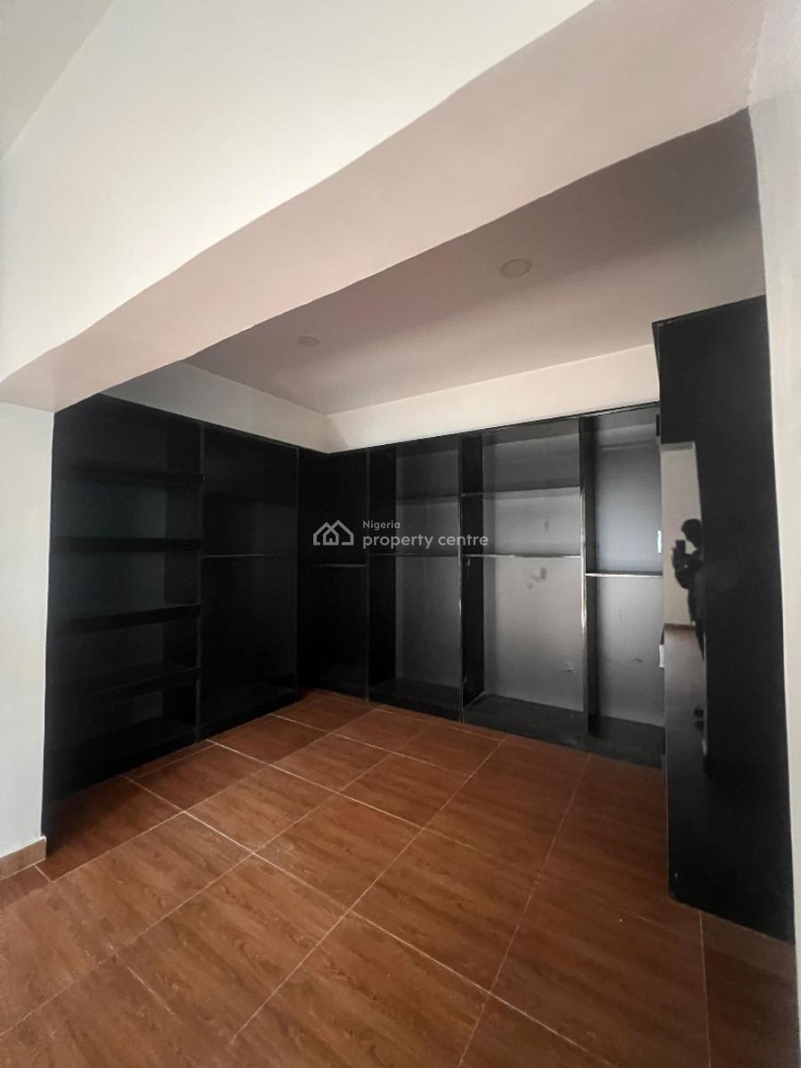 Elegant 5 Bedroom Duplex with Premium Facilities, (near Ikeja), Alimosho, Lagos, Semi-detached Duplex for Sale