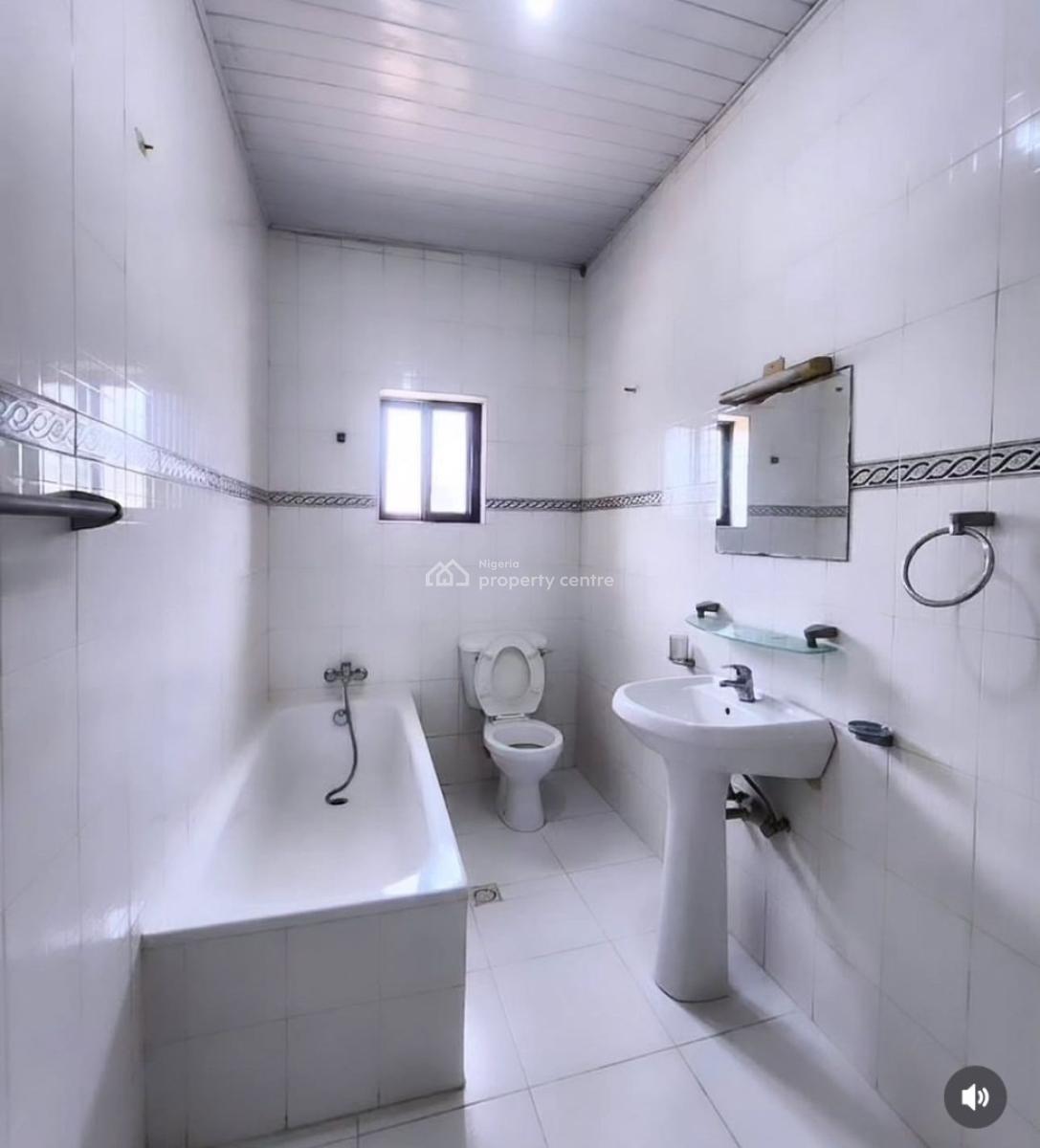 5 Bedroom Semi-detached Duplex with Bq, Lekki, Lagos, Office Space for Rent