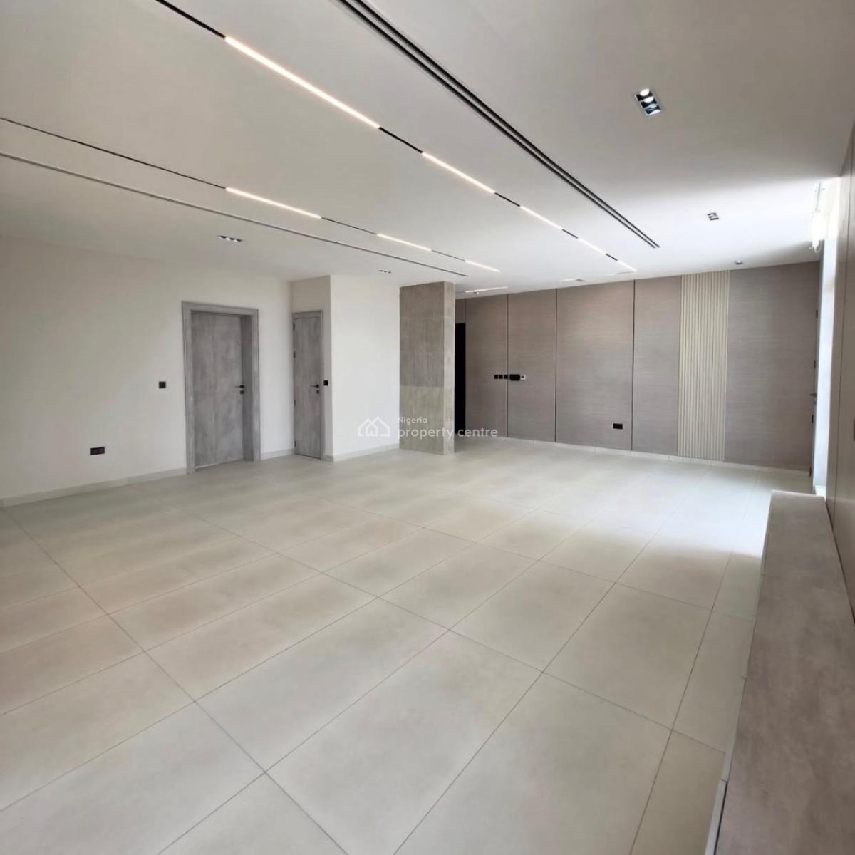 2 Bedroom Penthouse, Lekki Phase 1, Lekki, Lagos, Flat / Apartment for Sale