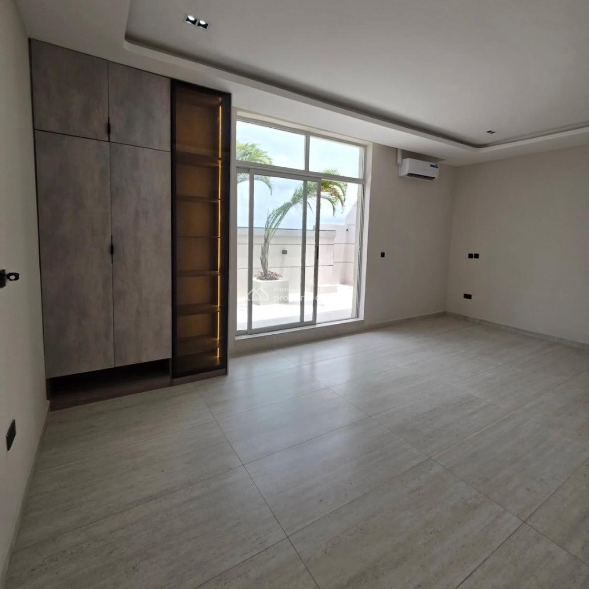 2 Bedroom Penthouse, Lekki Phase 1, Lekki, Lagos, Flat / Apartment for Sale