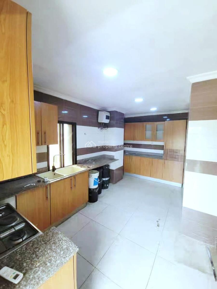 2 Bedroom Terrace Duplex, Lekki Phase 1, Lekki, Lagos, Terraced Duplex for Sale