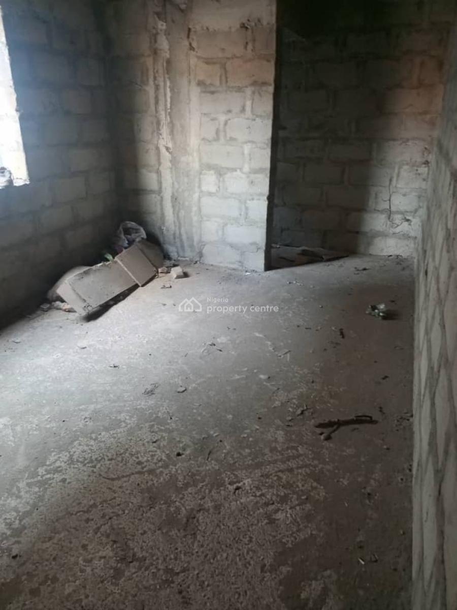 High Rise Uncompleted Apartment Building, Off Igbosere Street and Off Lewis Street) Lagos Island, Lagos, Lagos Island, Lagos, Block of Flats for Sale