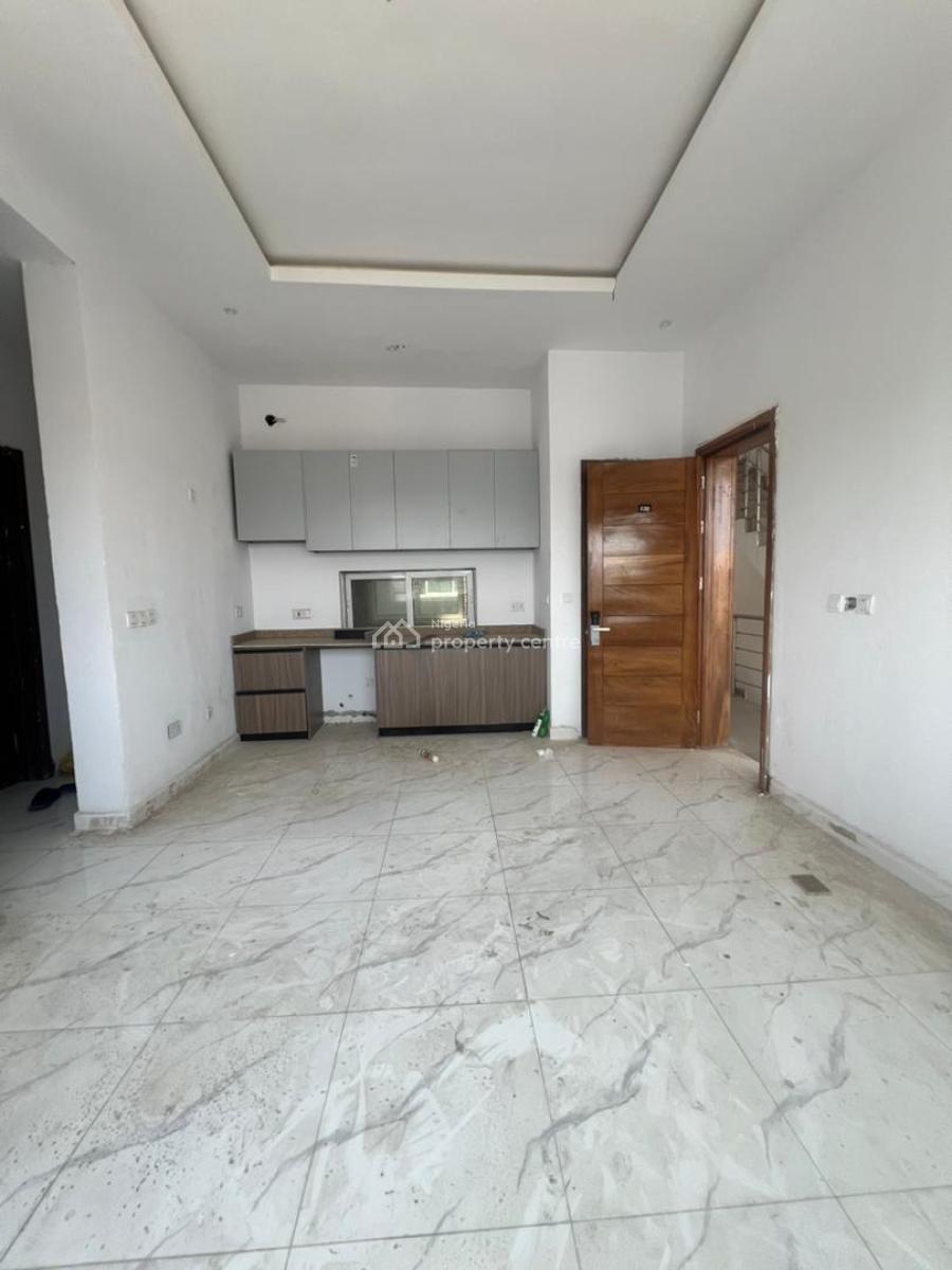 Fancy Spacious Newly Built 2 Bedroom Apartment, Ilasan Ikate, Lekki, Lagos, Flat / Apartment for Sale