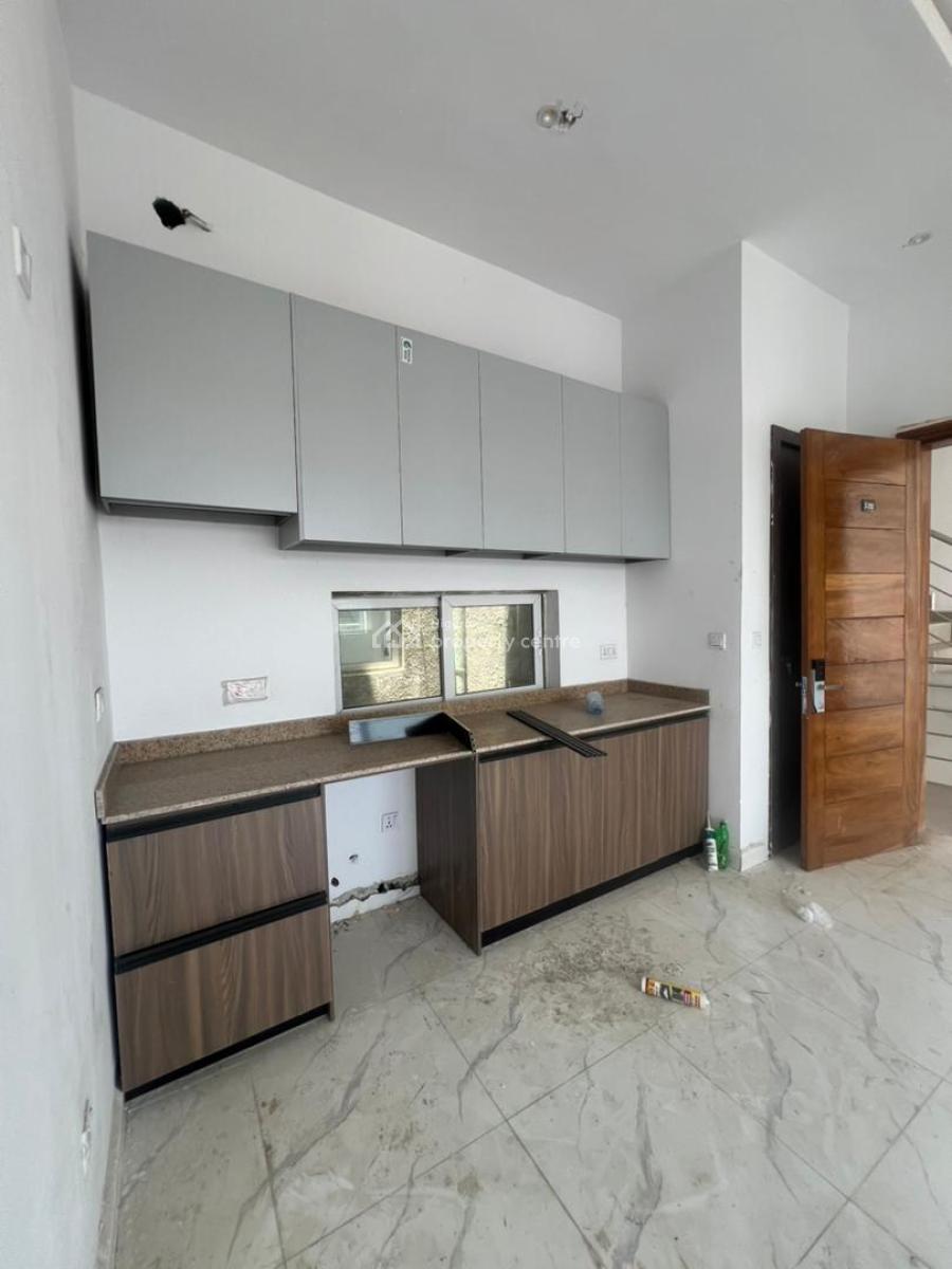 Fancy Spacious Newly Built 2 Bedroom Apartment, Ilasan Ikate, Lekki, Lagos, Flat / Apartment for Sale