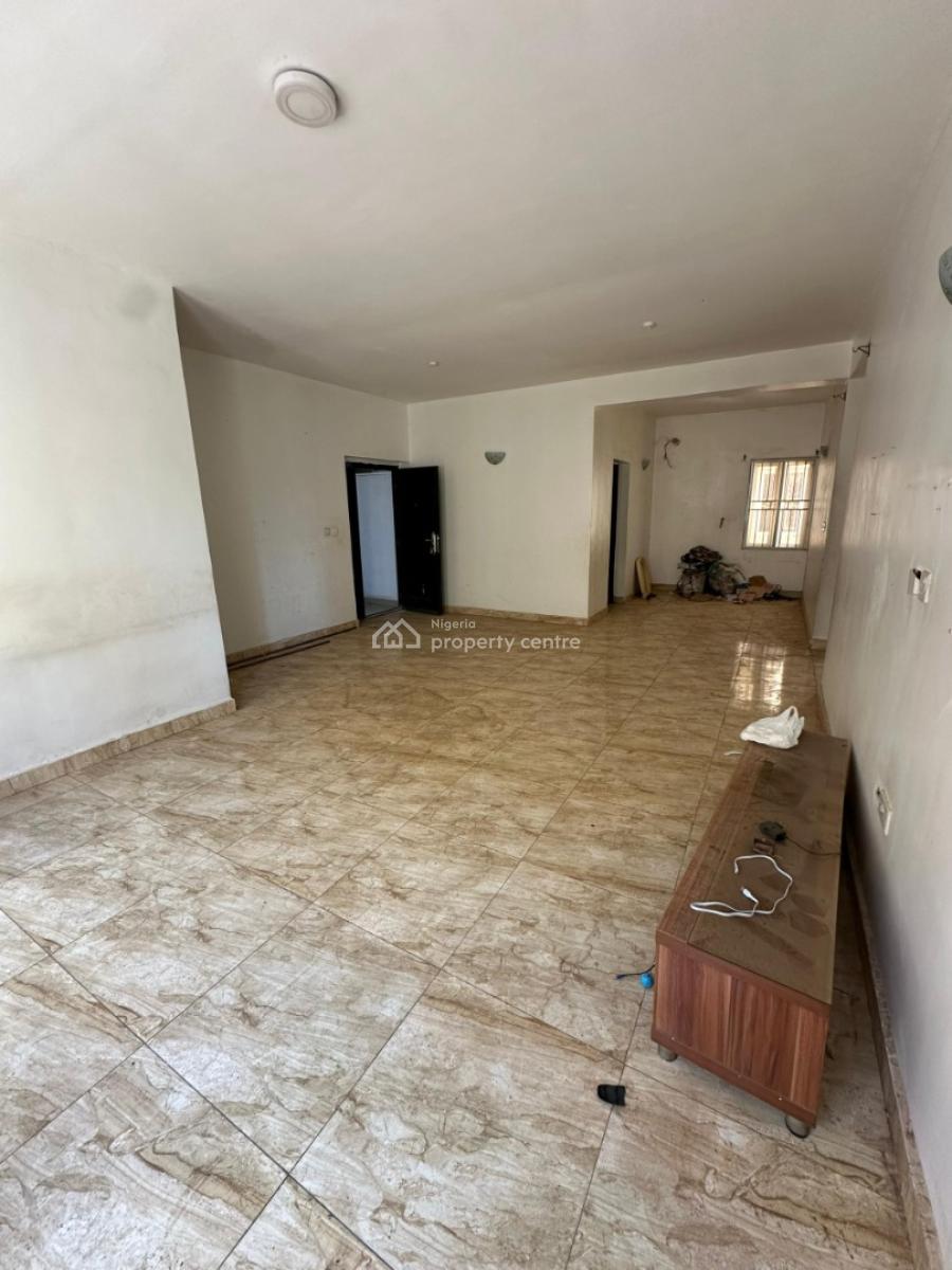 Well Finished 2 Bedroom Apartment, Gwarinpa Extension, Gwarinpa, Abuja, Flat / Apartment for Rent